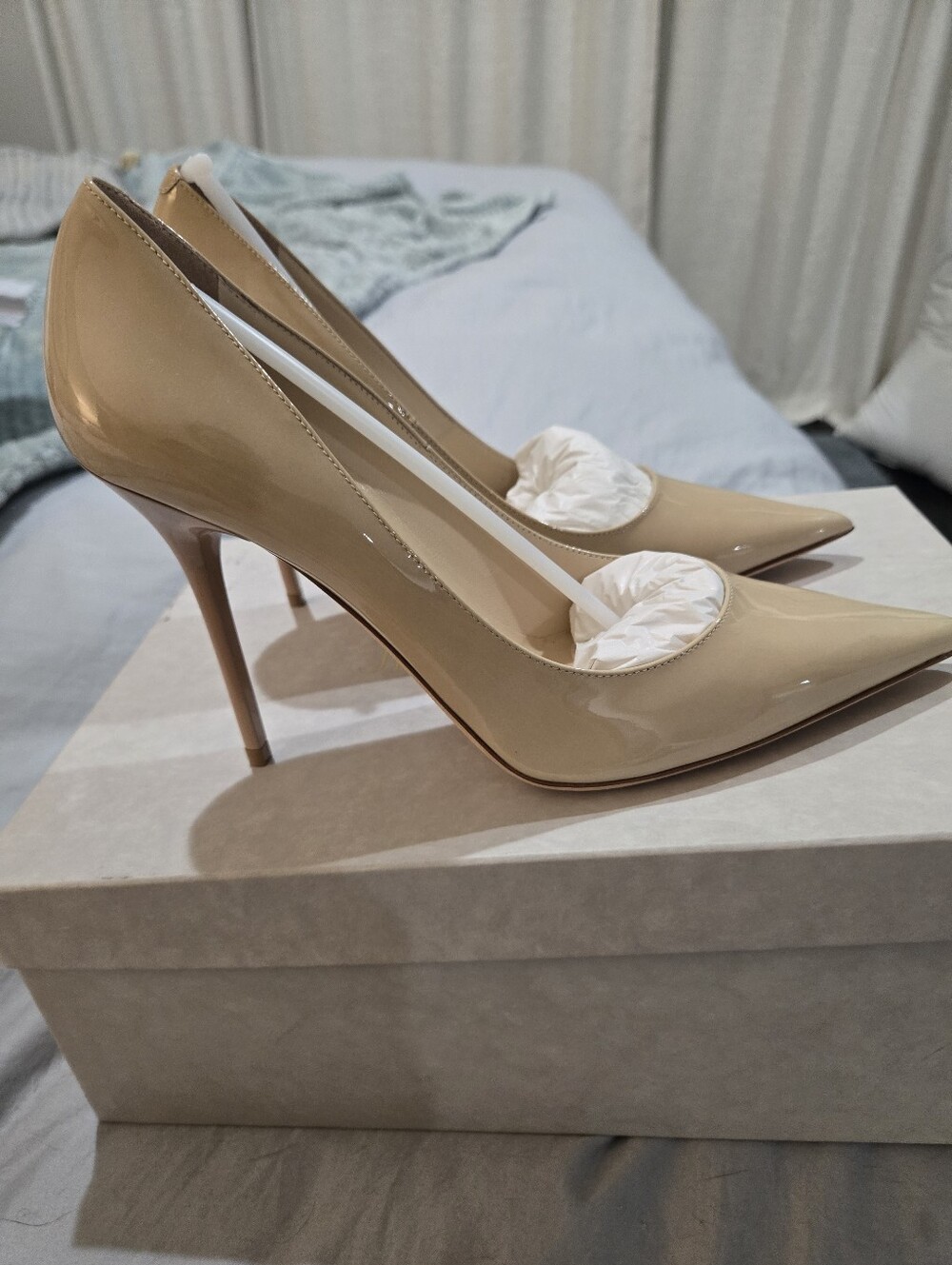 Brand New Jimmy Choo Nude Patent Pointed-Toe Stiletto Pumps Size 38